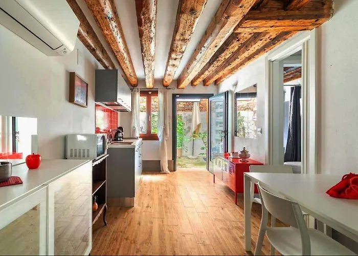 Ca 3 Leoni - Romantic House In The Heart Of Venice