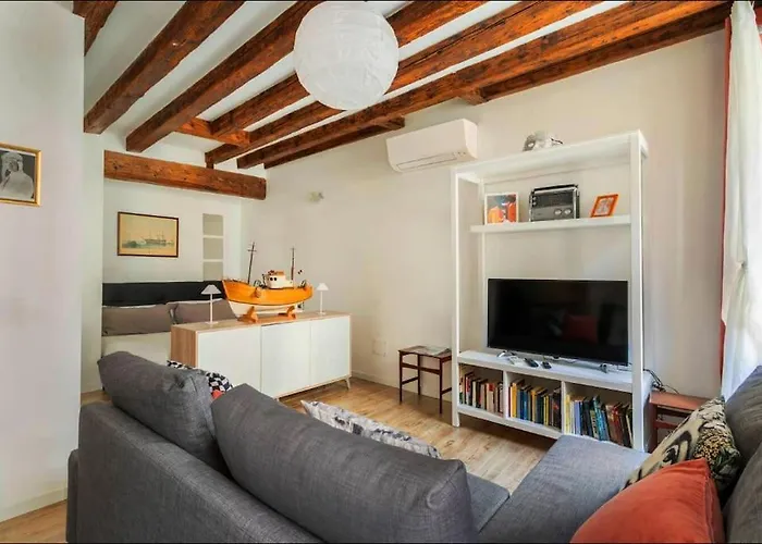 Ca 3 Leoni - Romantic House In The Heart Of Holiday home *