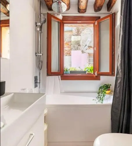 Holiday home Ca 3 Leoni - Romantic House In The Heart Of Venice